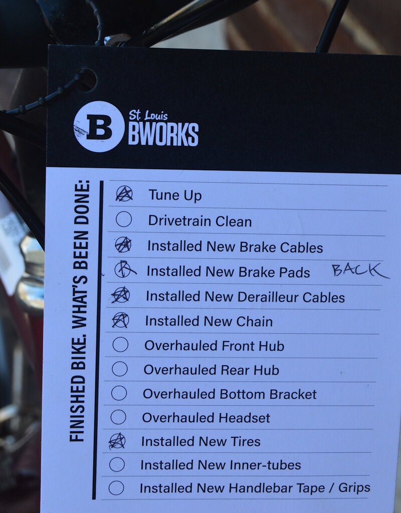 Cannondale Bike: Cannondale M400 : 18"