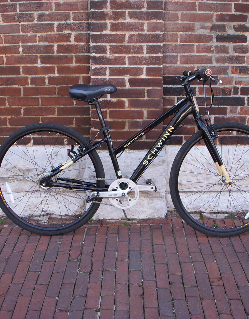 Schwinn Bike : Schwinn Sporterra : 15"