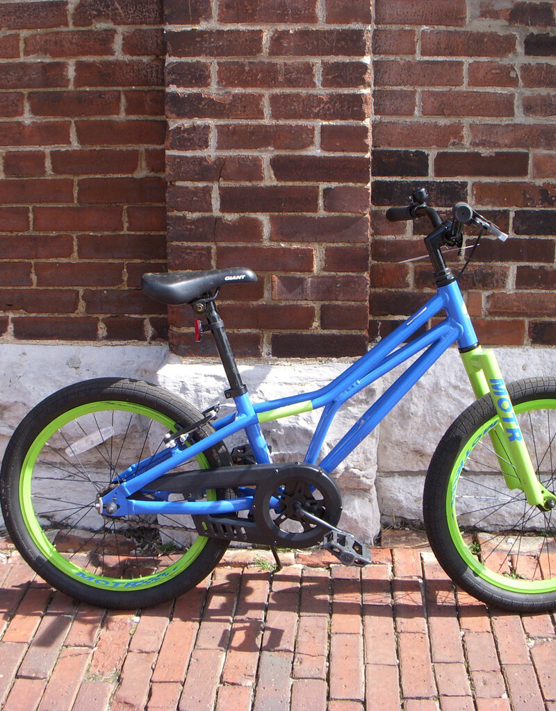 Giant Bike : Giant Motr : K20