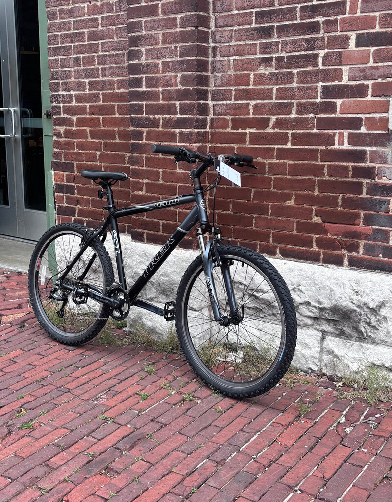 Trek Trek 4300 : 18"