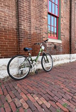 Raleigh Bike: Raleigh Venture 4.0: 16" Grn