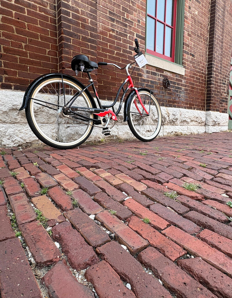Schwinn Bike: Schwinn Cruiser SS : 17" : 7 Speed Internal Bla/ Red