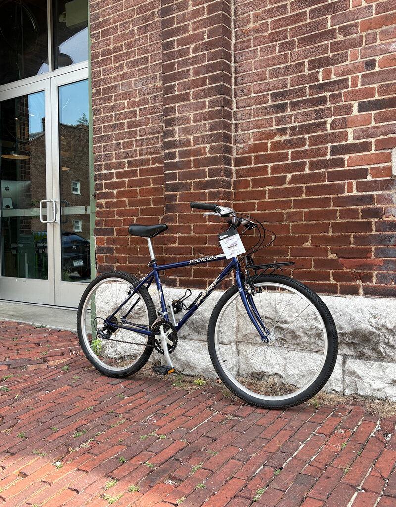 Specialized Bike : Specialized Hardrock : 17" Blu w/ rack