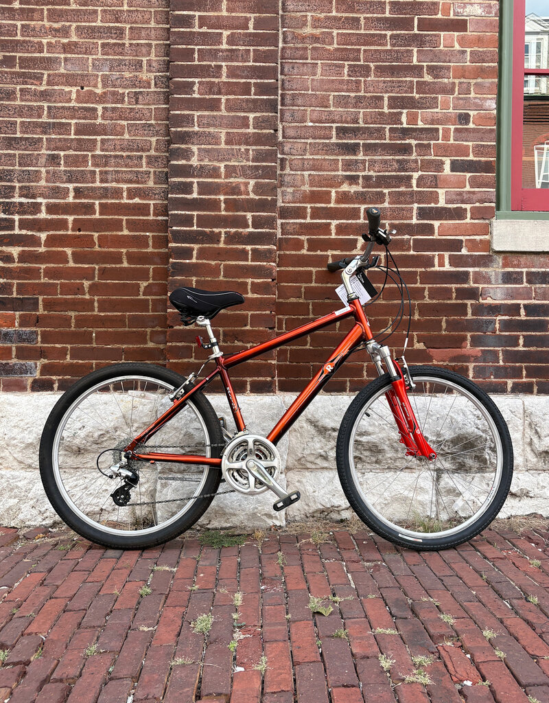 Raleigh Bike: Raleigh Venture 4.0 : 18" Rust