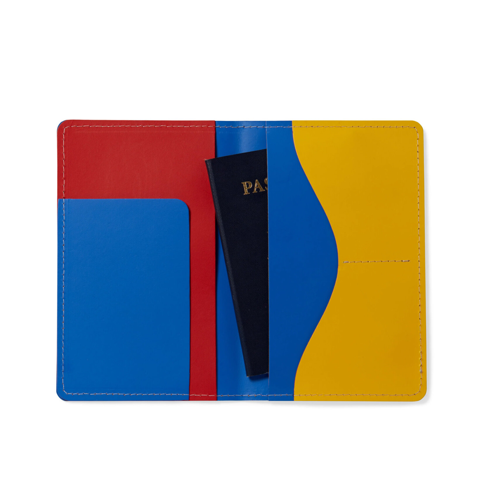 MoMA MoMA Recycled Leather Passport Holder, RBY