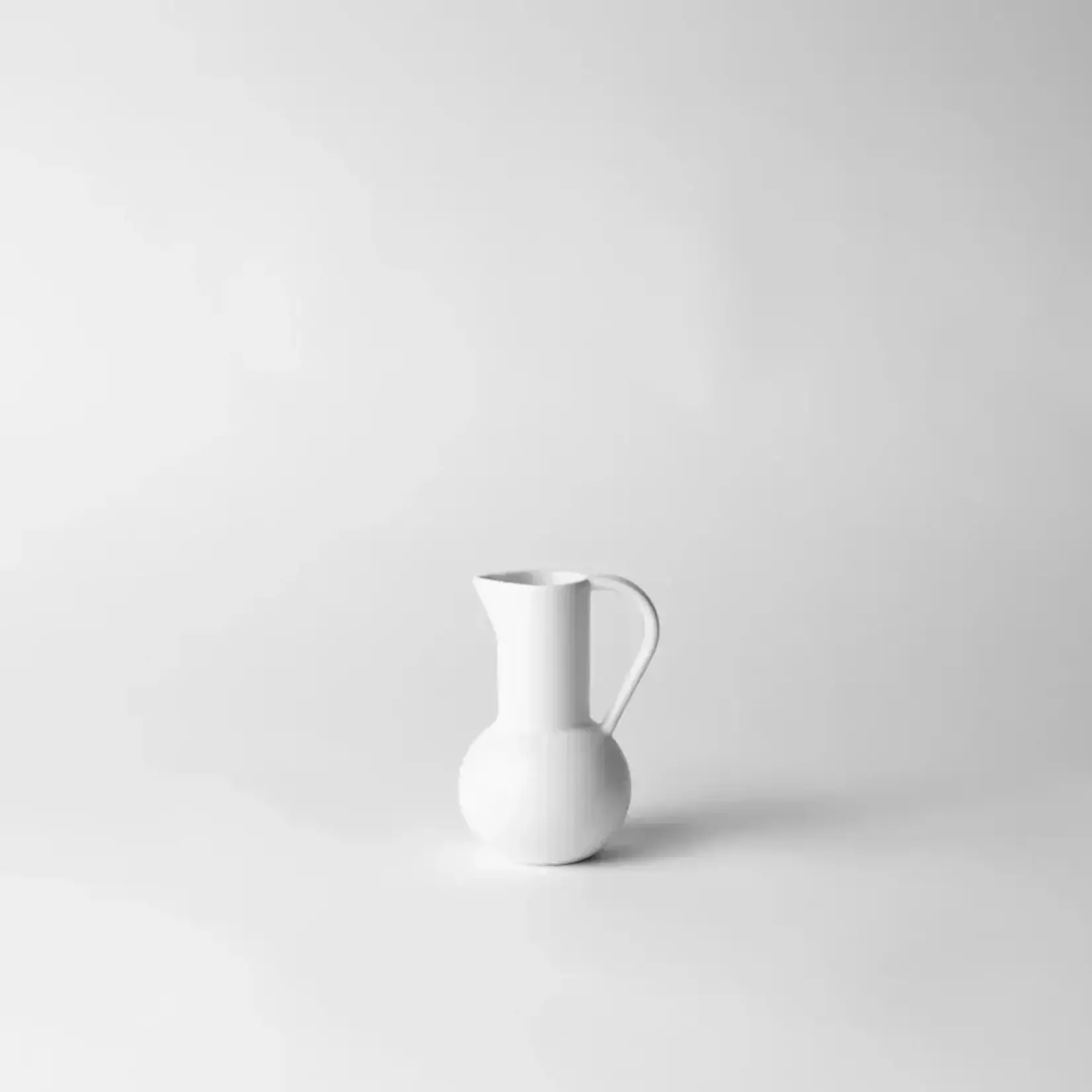MoMA MoMA Raawii Jug, Miniature, Vaporous Grey