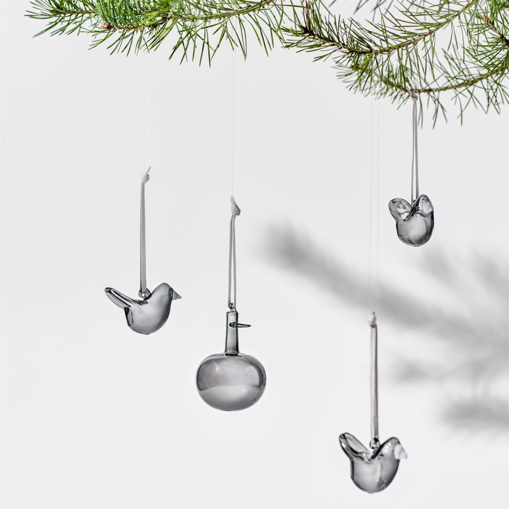 Iittala Iittala Mini Glass Birds Ornament - Grey (Set of 3)