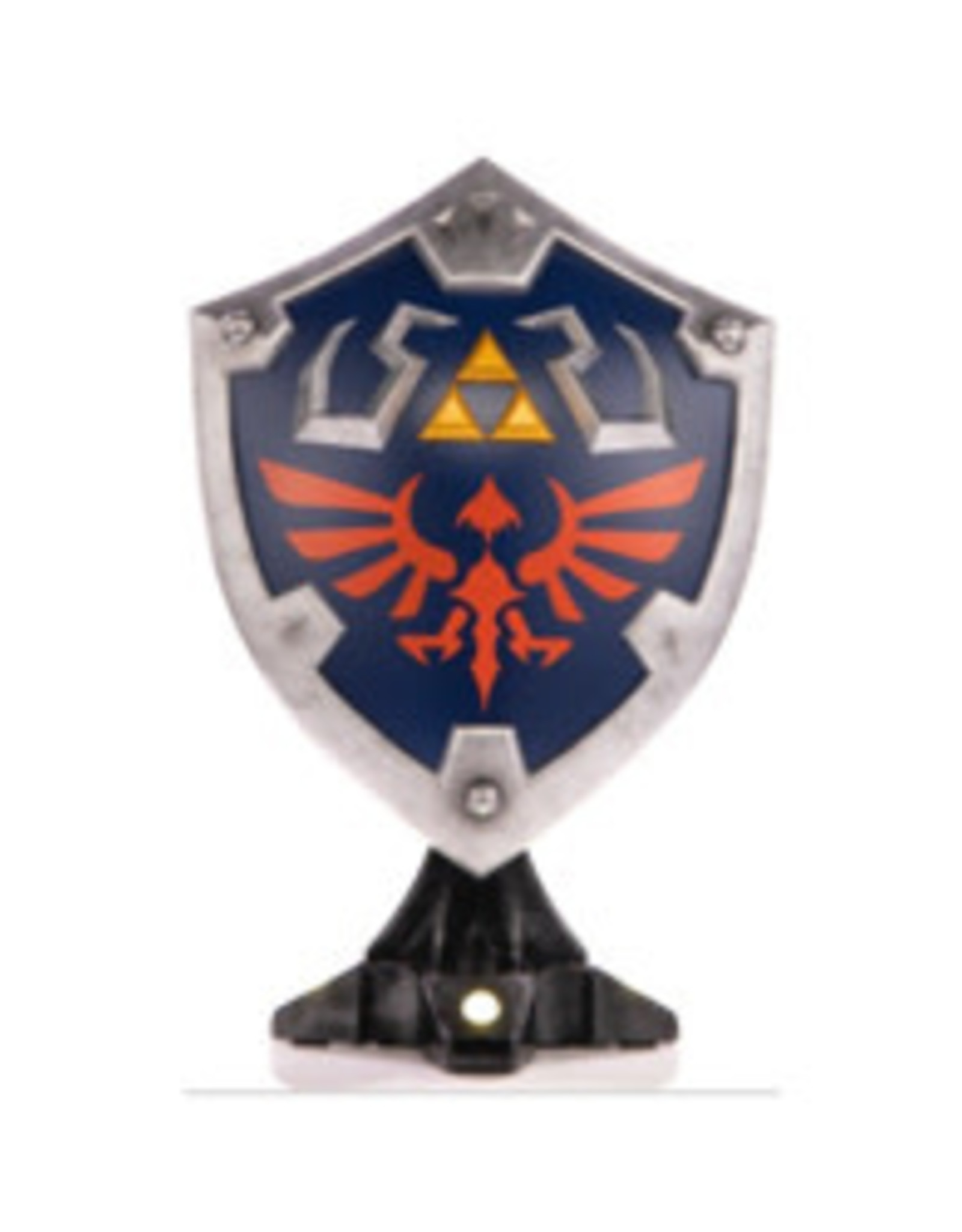 ZELDA BREATH OF THE WILD LIGHT UP HYLIAN SHIELD