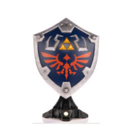 ZELDA BREATH OF THE WILD LIGHT UP HYLIAN SHIELD