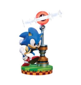SONIC THE HEDGEHOG 11" STATUE (COLLECTORS EDITION)