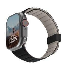 Apple Watch 42/44/45/46/49mm UAG Pathfinder Strap - Black/Titanium