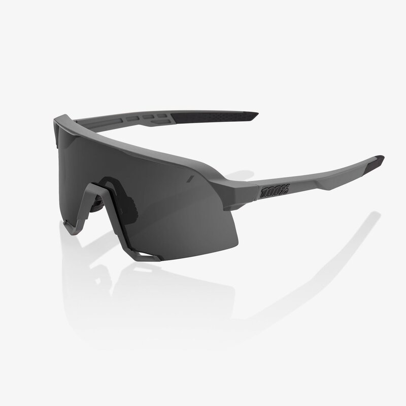 100% 100% S3 Sunglasses, Matte Cool Grey frame - Smoke lens