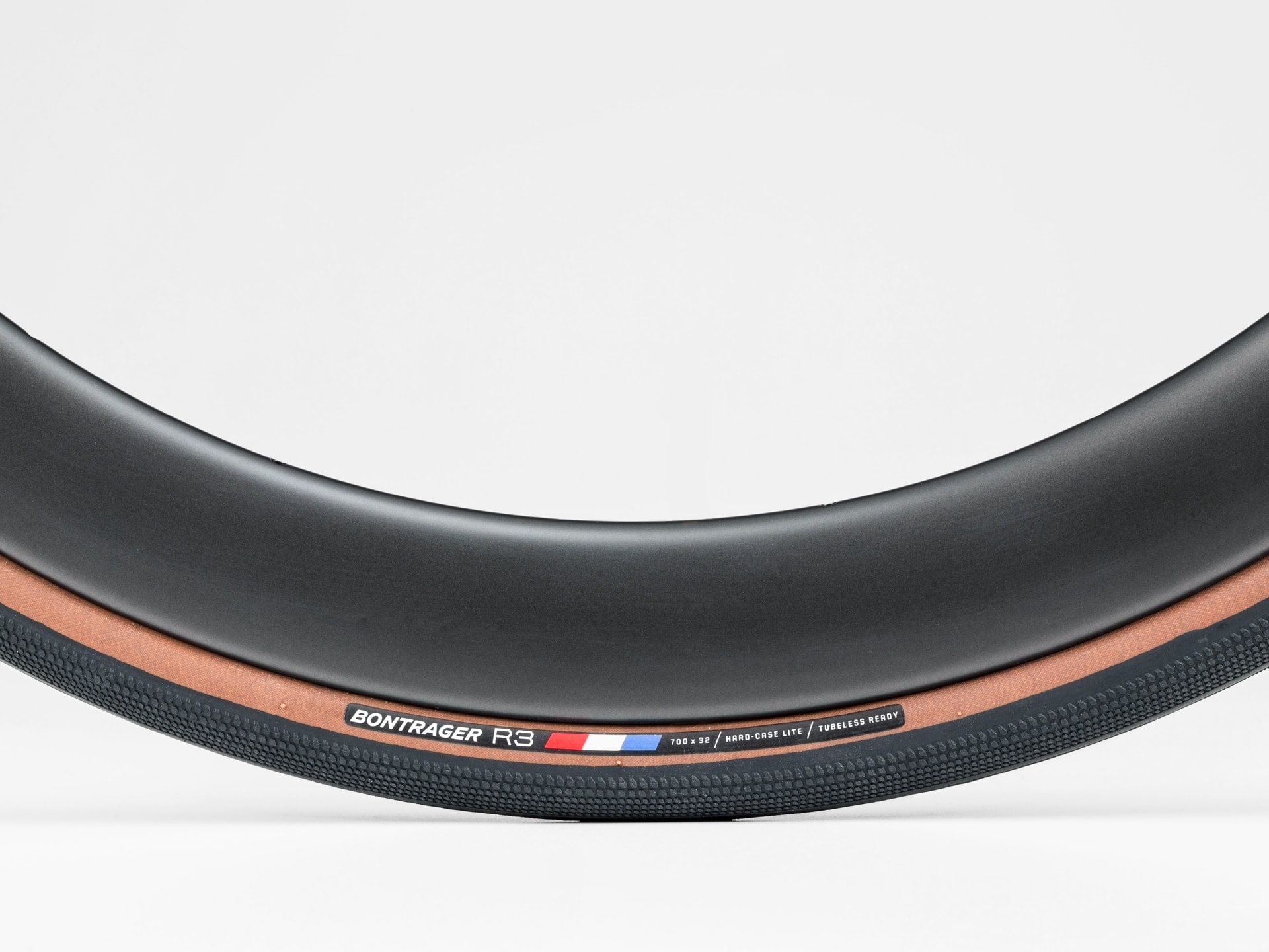 Bontrager Pneu route Bontrager R3 Hard-Case Lite TLR