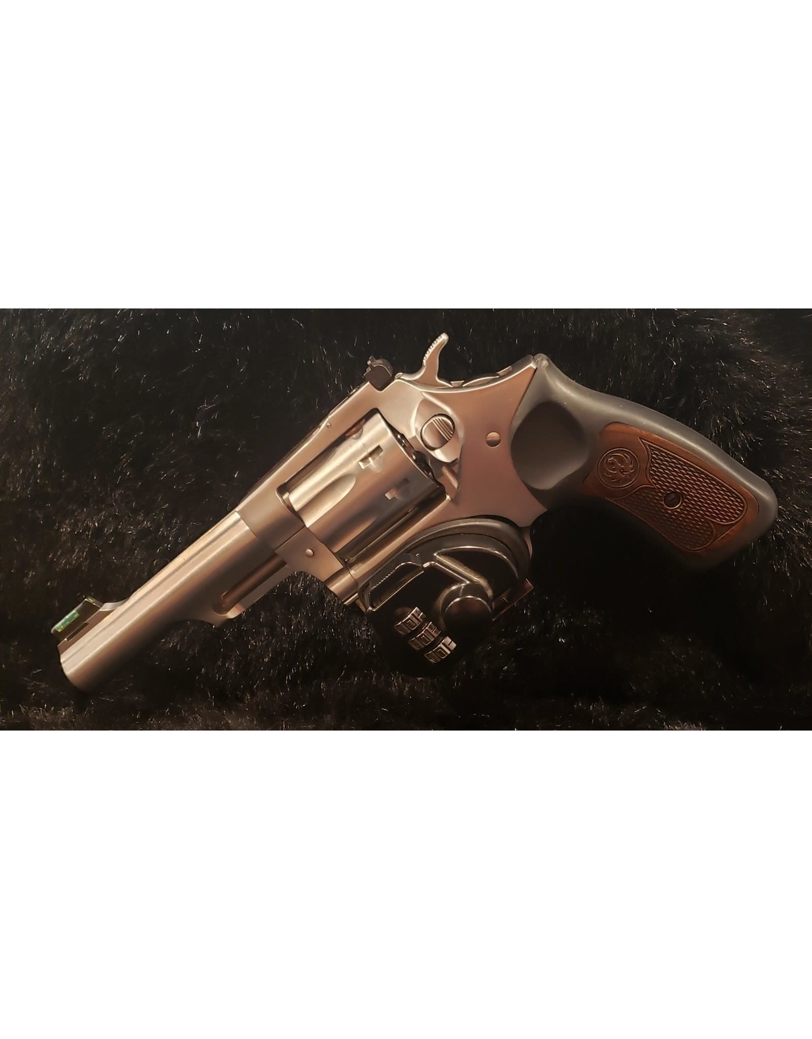 RUGER RUG SP101 22LR STAINLESS/WOOD REVOLVER