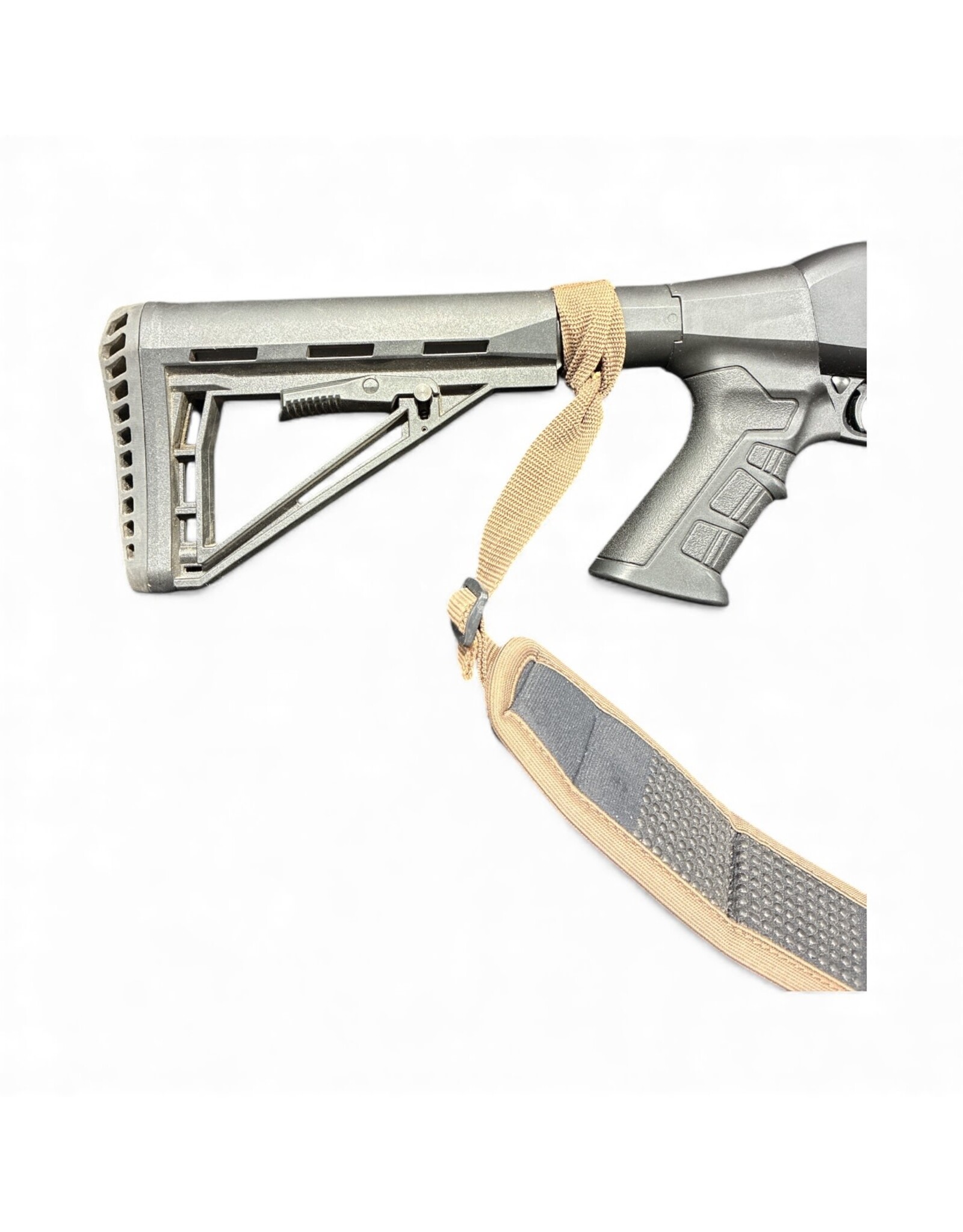 CANUCK USED CAN COMMANDER BLACK 12GA , PUMP ACTION 28" W/ SLING AND CHOKES