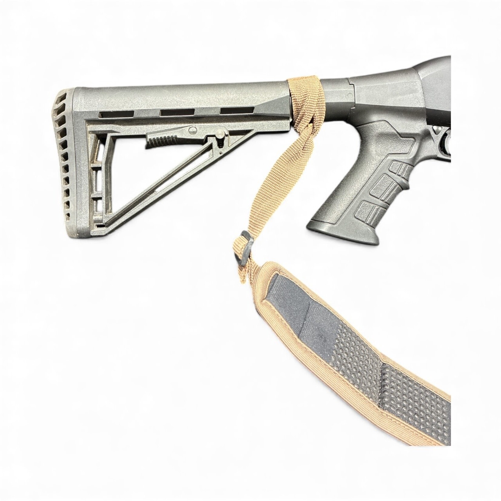 CANUCK USED CAN COMMANDER BLACK 12GA , PUMP ACTION 28" W/ SLING AND CHOKES