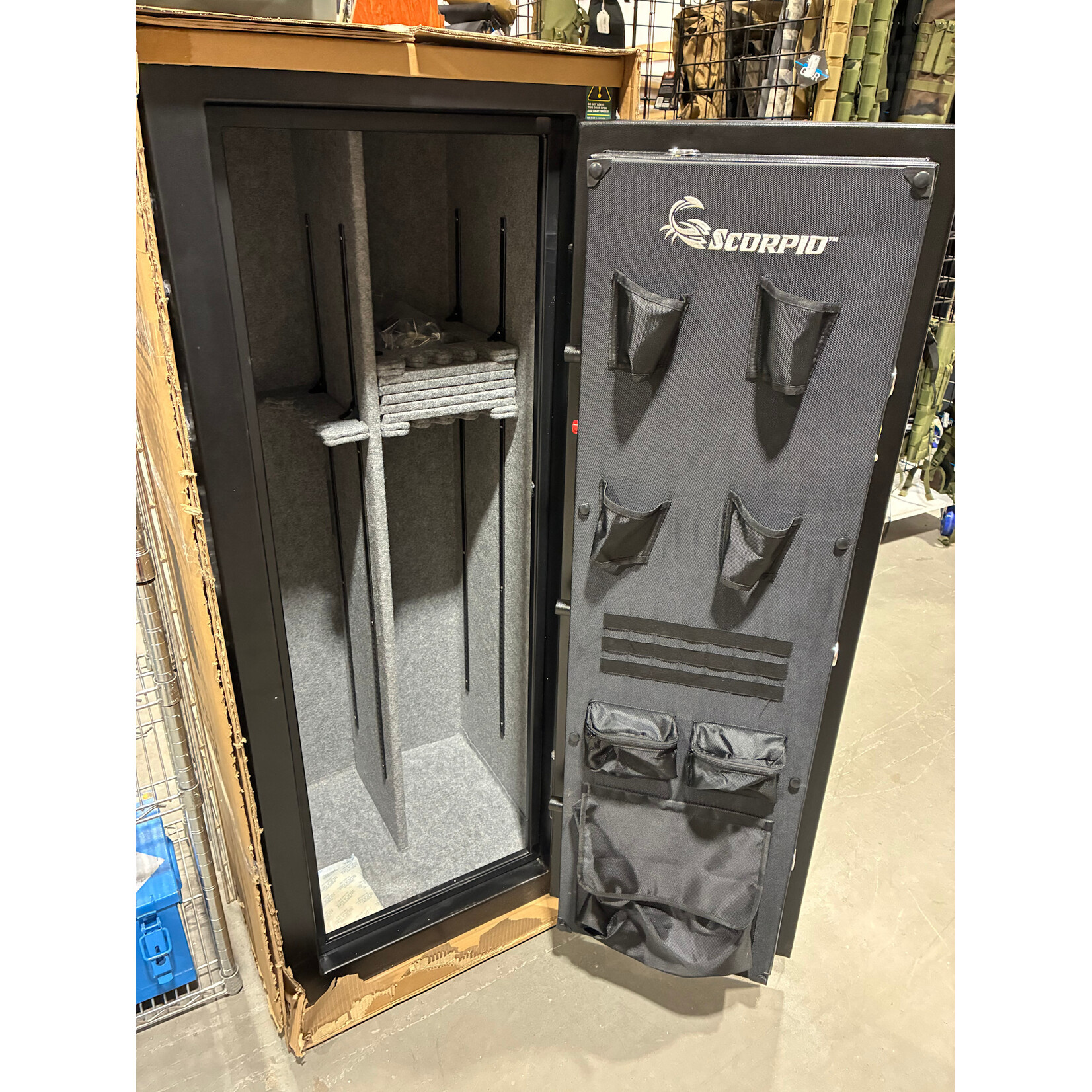 SCORPIO SCORPIO 24 GUN DIGITAL SAFE (30MIN -1400'F FIRE RATING)