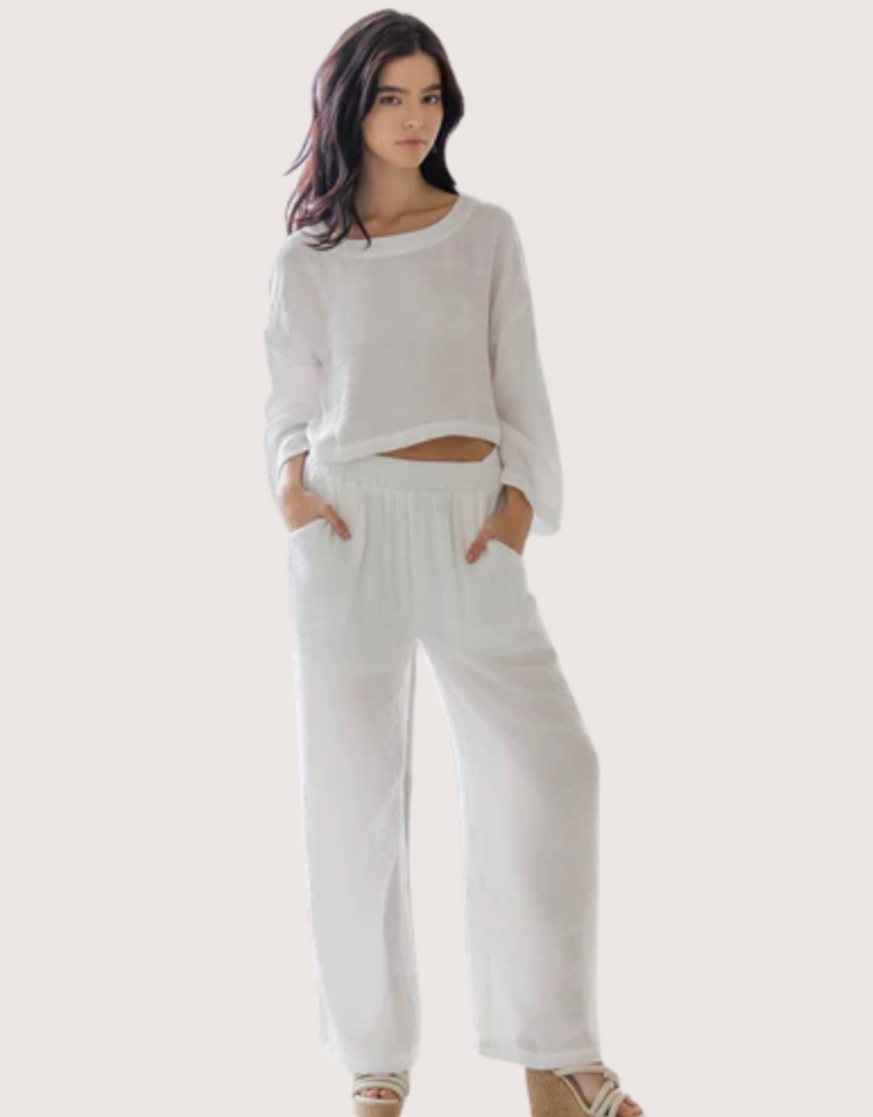 BLU PEPPER White Extended Shoulder Cropped Top