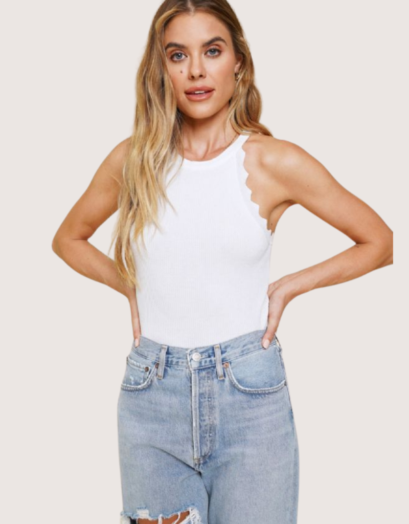 MYSTREE White Scallop Edge Neck Top