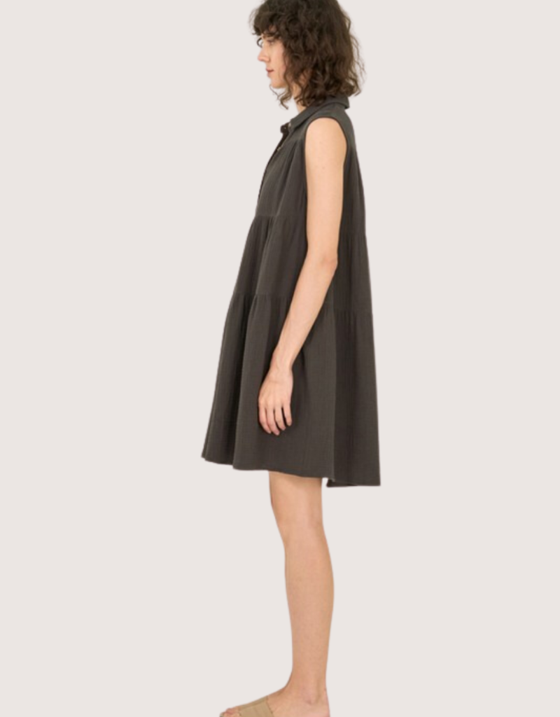 GRADE & GATHER Black Tiered Gauze Sleeveless Shirt Dress