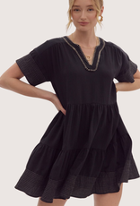 ENTRO Black Contrast Stitch Tiered Short Sleeve V-Neck Dress