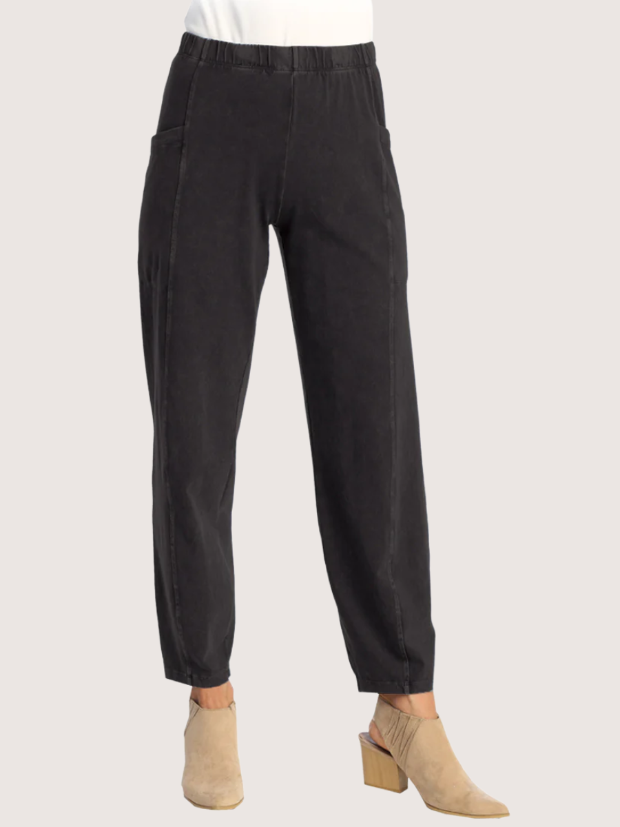 Jess & Jane Black Cotton Spandex Pants