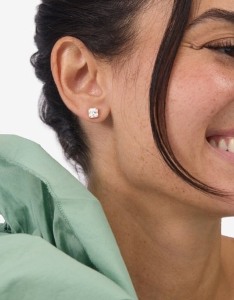 MELINDA MARIA Queens 6mm Studs