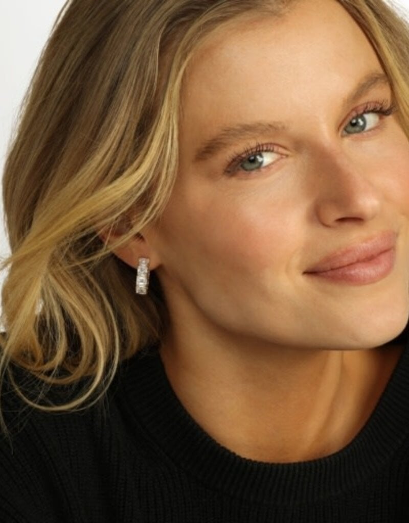 MELINDA MARIA The Queens .75' Hoops