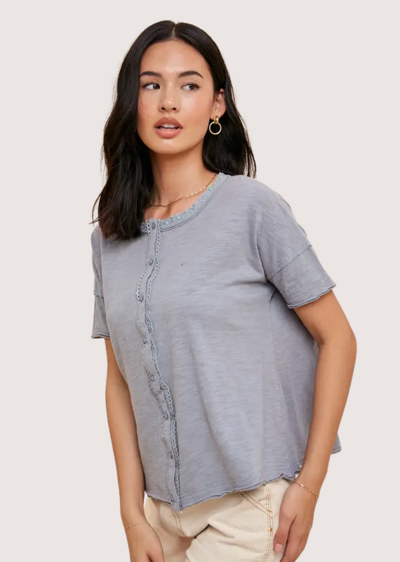 IN LOOM Garment Washed Button Front Lace Trim Top Chambray
