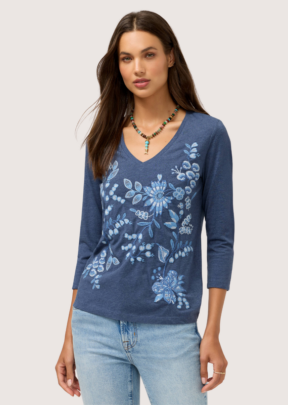 JOHNNY WAS Sarai 3/4 Sleeve V-Neck Tee