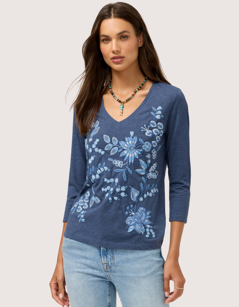 JOHNNY WAS Sarai 3/4 Sleeve V-Neck Tee