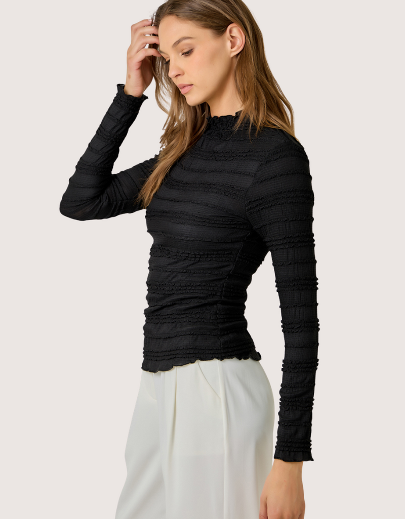 MYSTREE Lettuce Edge Knit Top Black