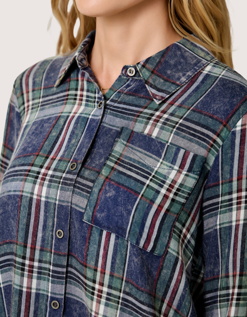 MYSTREE Washed Plaid Button Down Midnight Blue