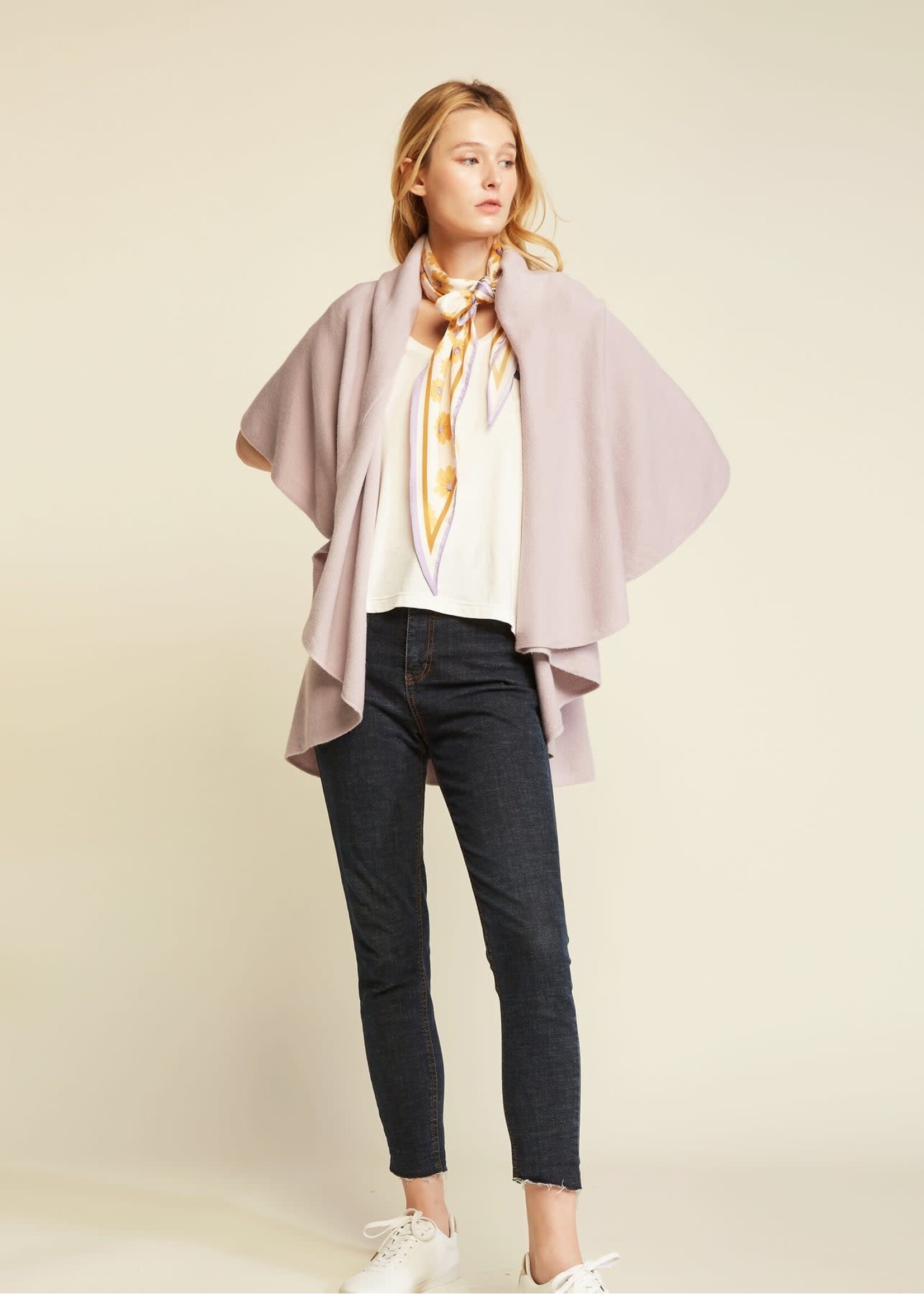 Look Shawl Vest (Lavender)