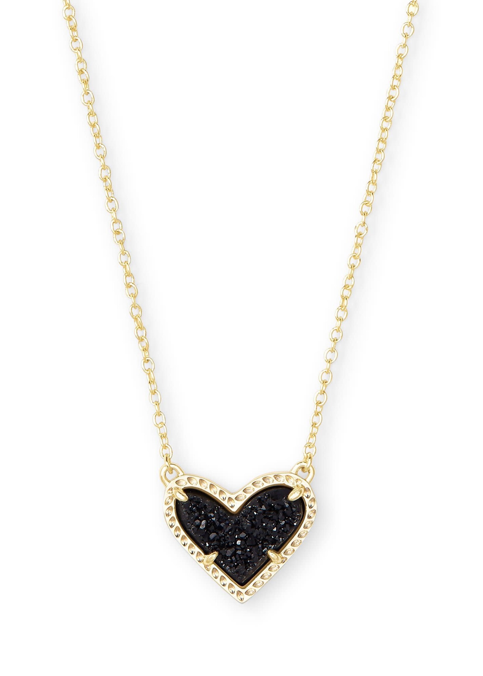 Kendra Scott ARI HEART SHORT PENDANT NECKLACE