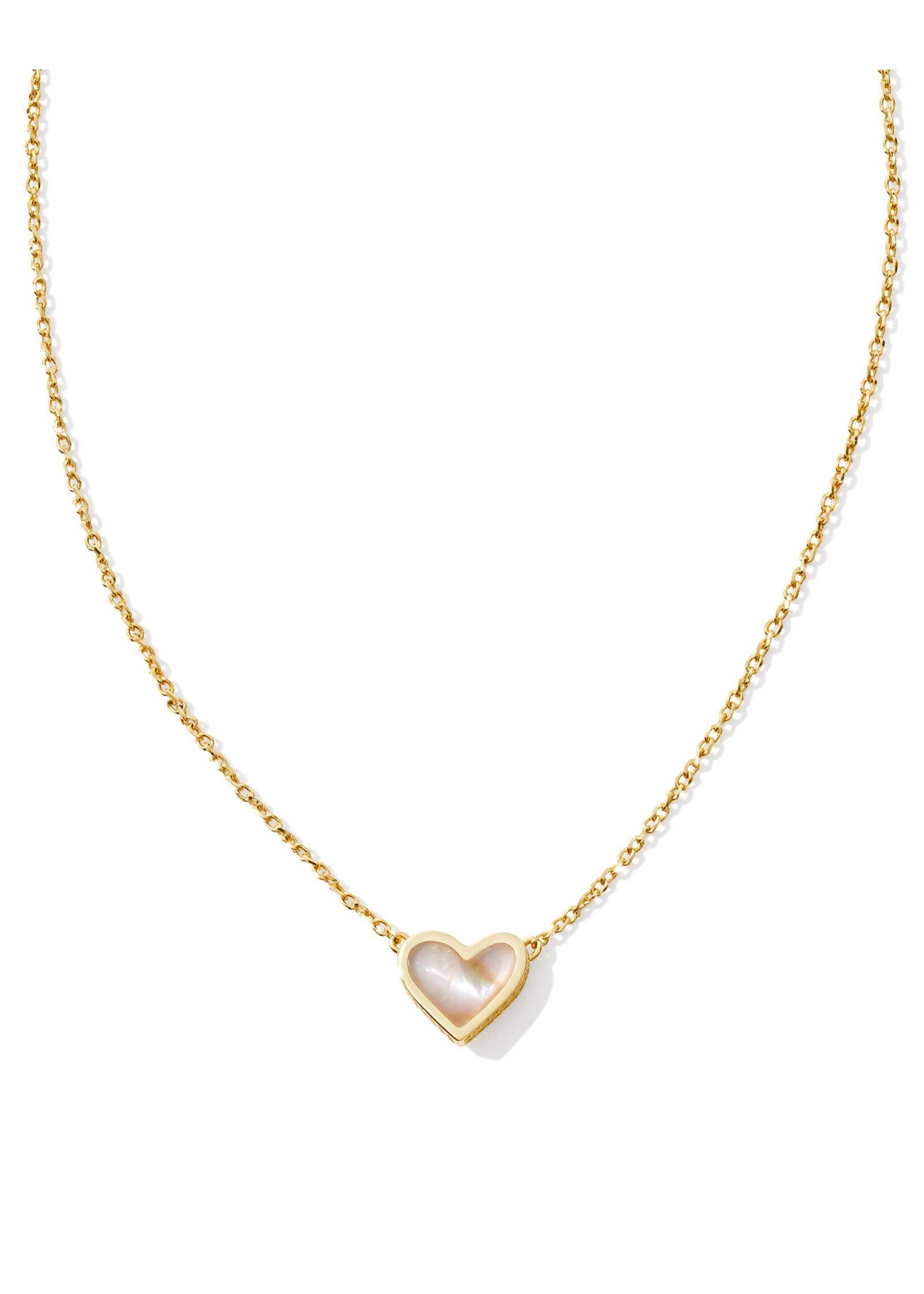 Kendra Scott FRAMED ARI HEART SHORT PENDANT NECKLACE