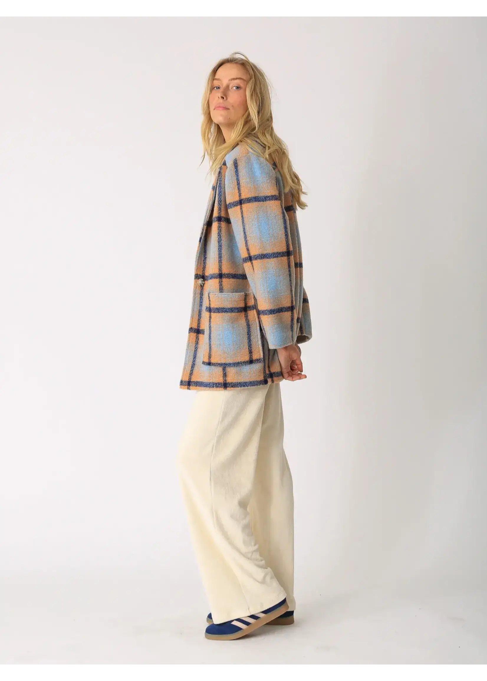 Electric & Rose Madison Coat Plaid (Frost/Peach)