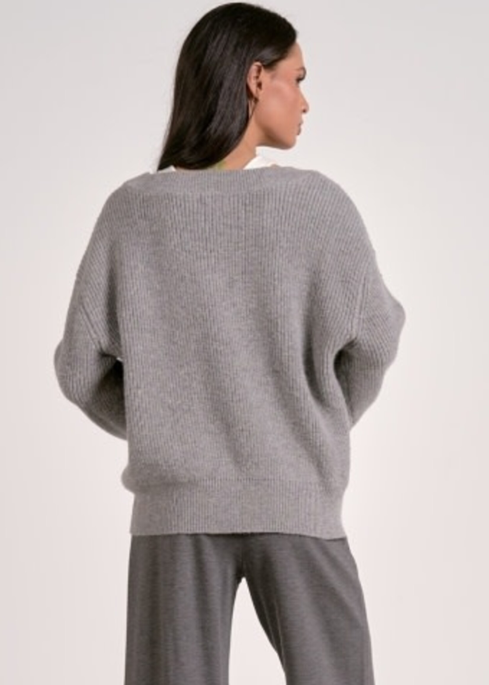 Elan V-Neck Sweater (Gray/White)