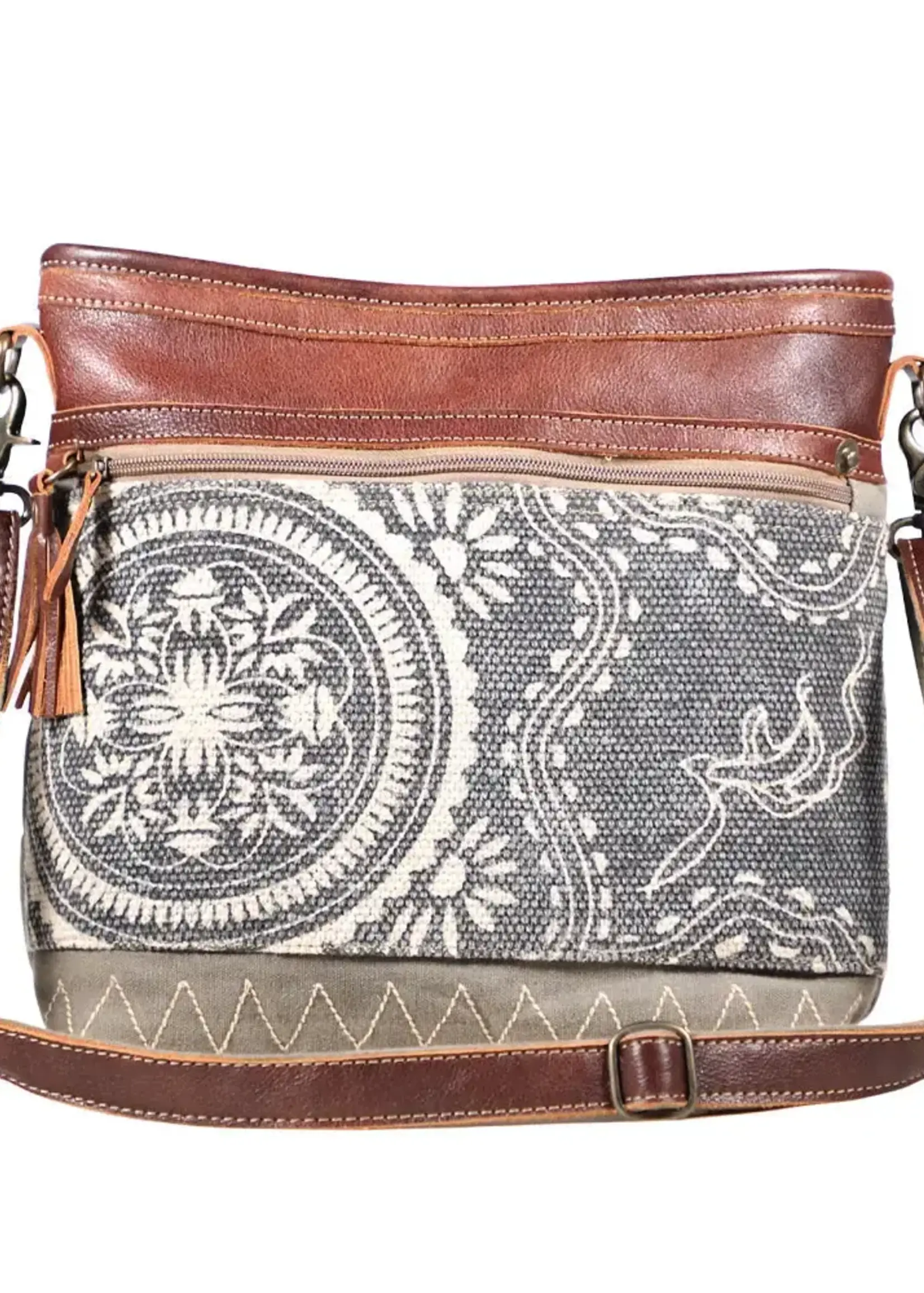 Myra Bag Vogue Shoulder Bag