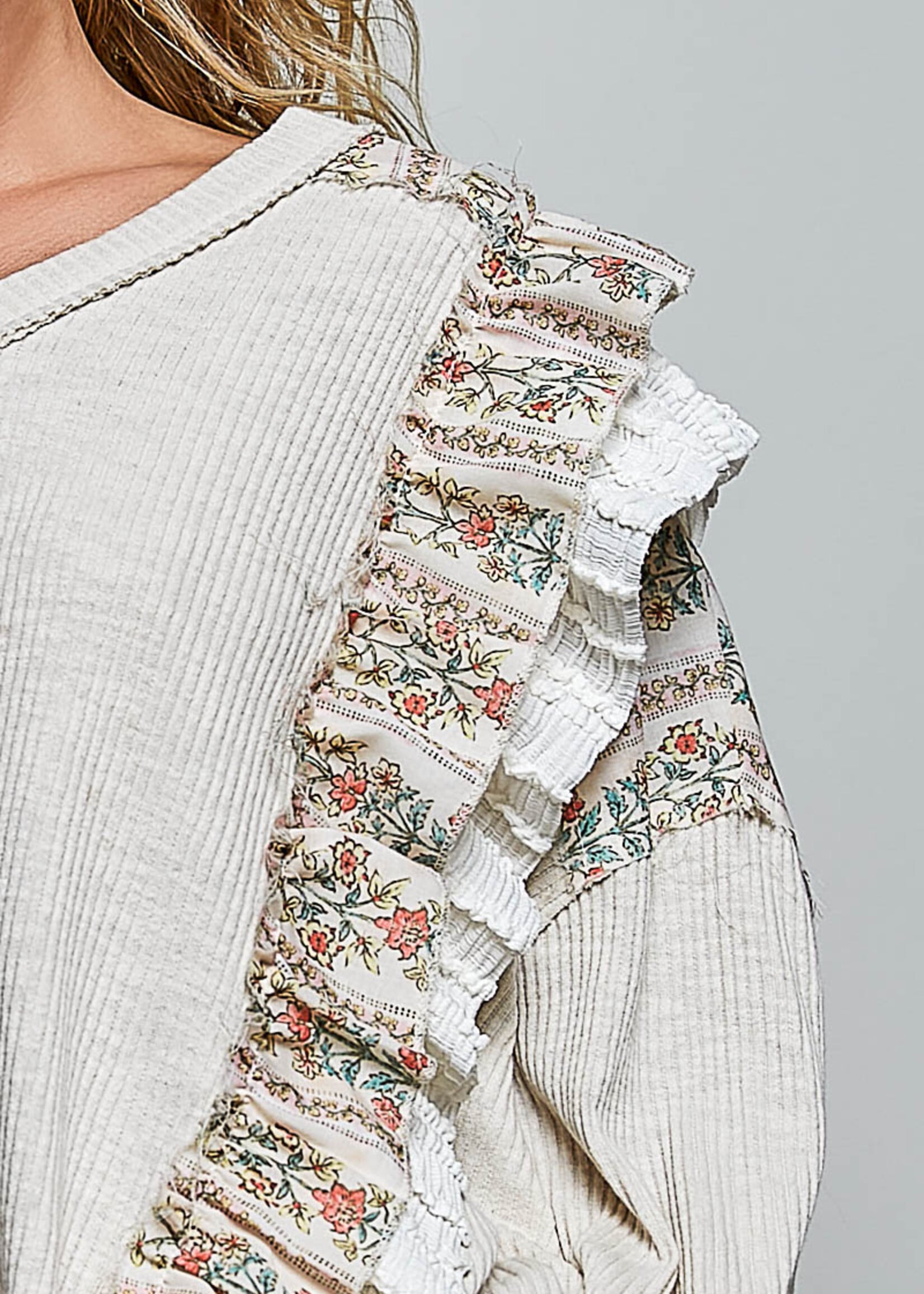 POL Floral Ruffle Trim Top (Powder Beige)