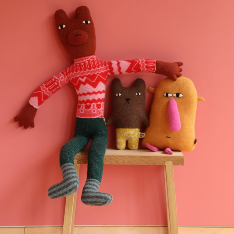 Donna Wilson Barry Bear Brown