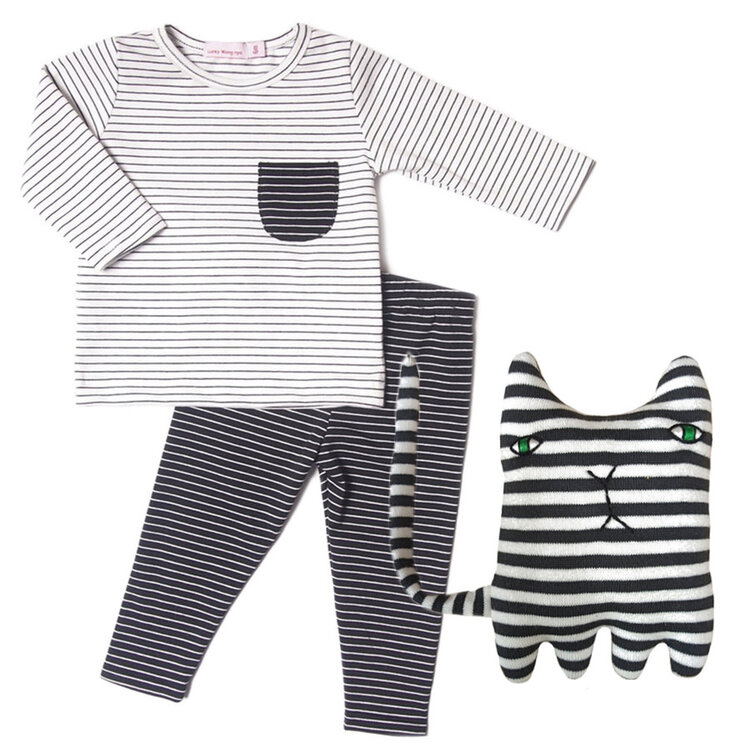 Baby Gift Set: Stripes White Playset 6m,  Mono Kitten Cotton Creature Wee Ones