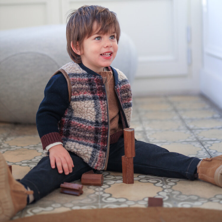 1+ in the family 1+ Finn Vest Dark Blue