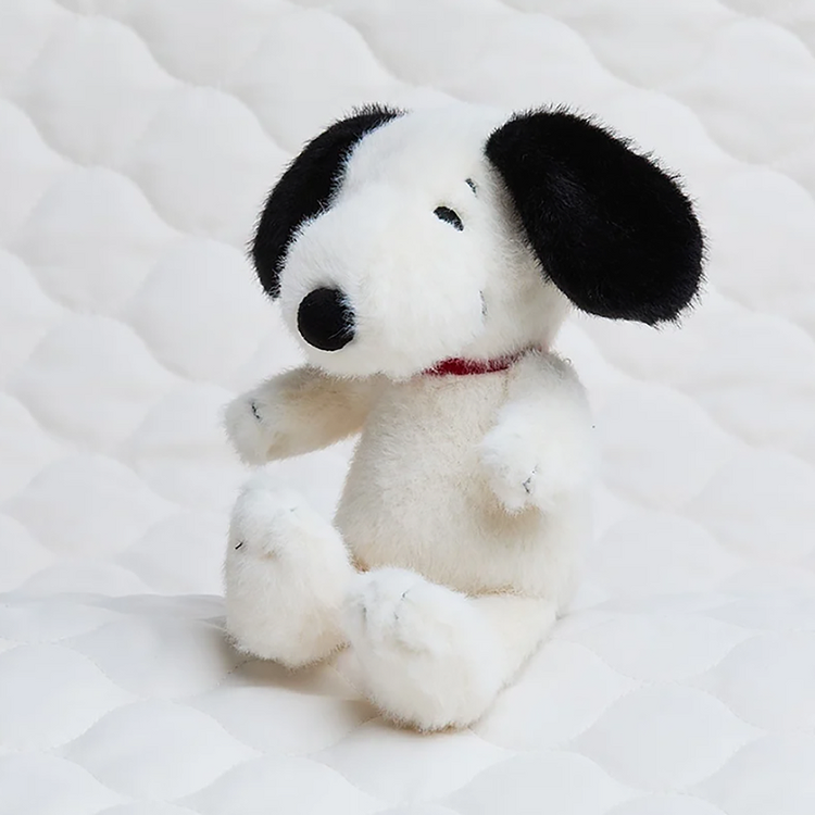 Bon Ton Toys Snoopy Fuzzy Cream 7" ECO