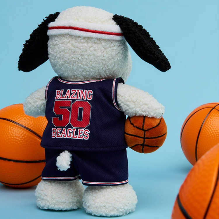 Bon Ton Toys Basketball Snoopy 9"