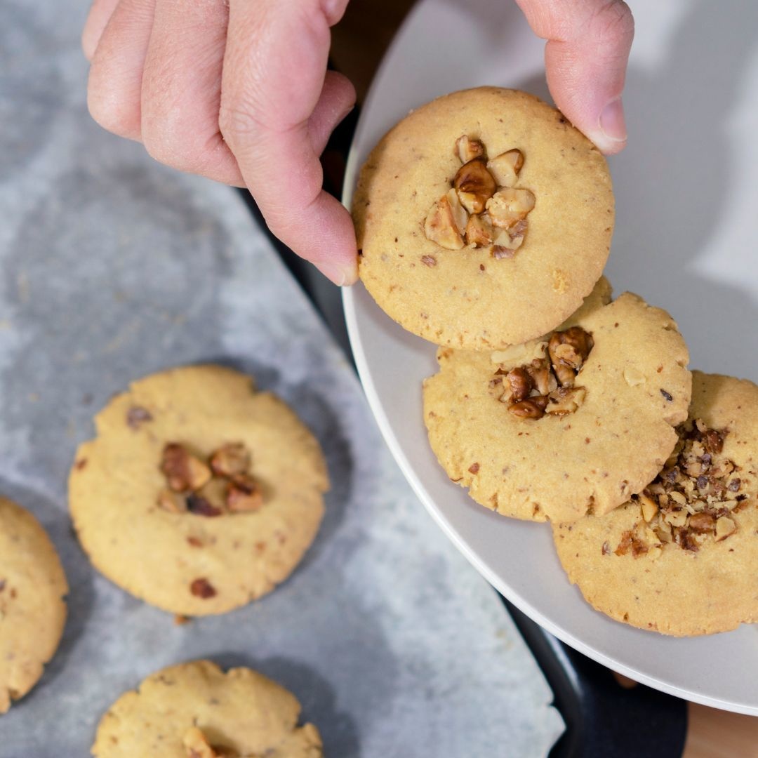 walnut cookie