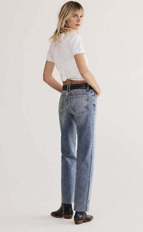 FREE PEOPLE risk taker mid rise jean