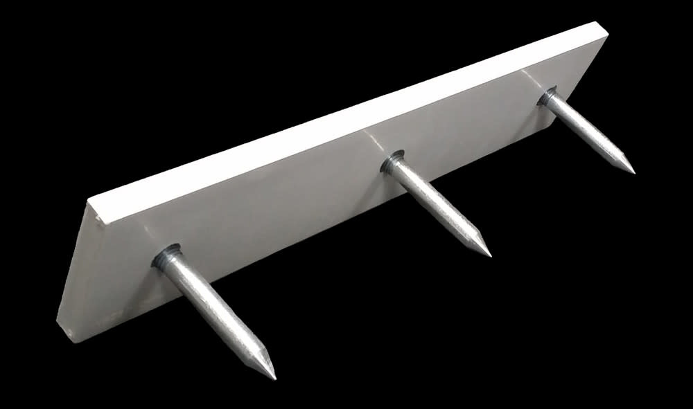 Schutt Schutt Stake Down Pitchers Plate Youth 4 x 18