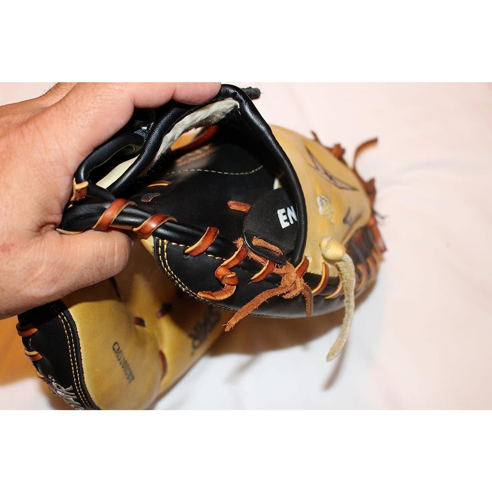 Endoskel Endoskel Catcher's/Fielders Thumb Guard