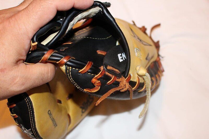 Protezione per pollice per ricevitore da baseball e softball | Protezione per pollice per ricevitore da baseball e attrezzature per l'allenamento accessori per ricevitore | Riduce il dolore - Nero